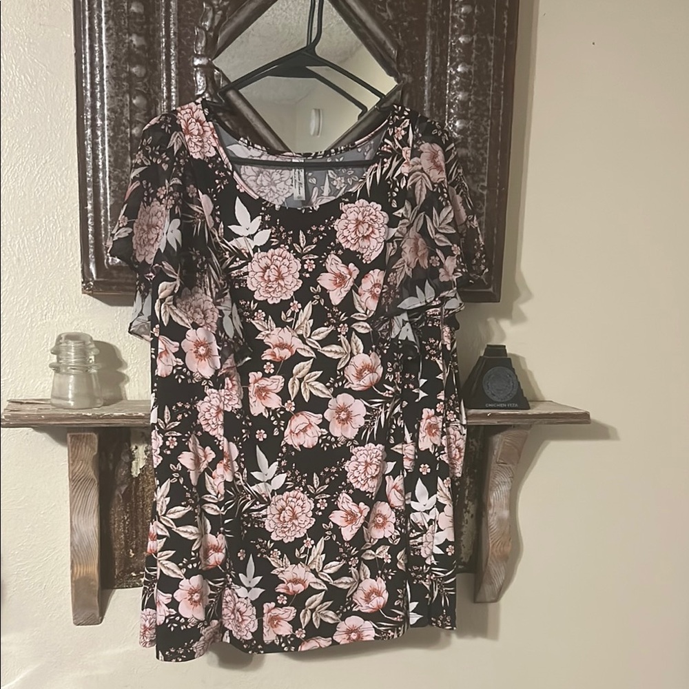 Perceptions Black and Pink Floral Blouse